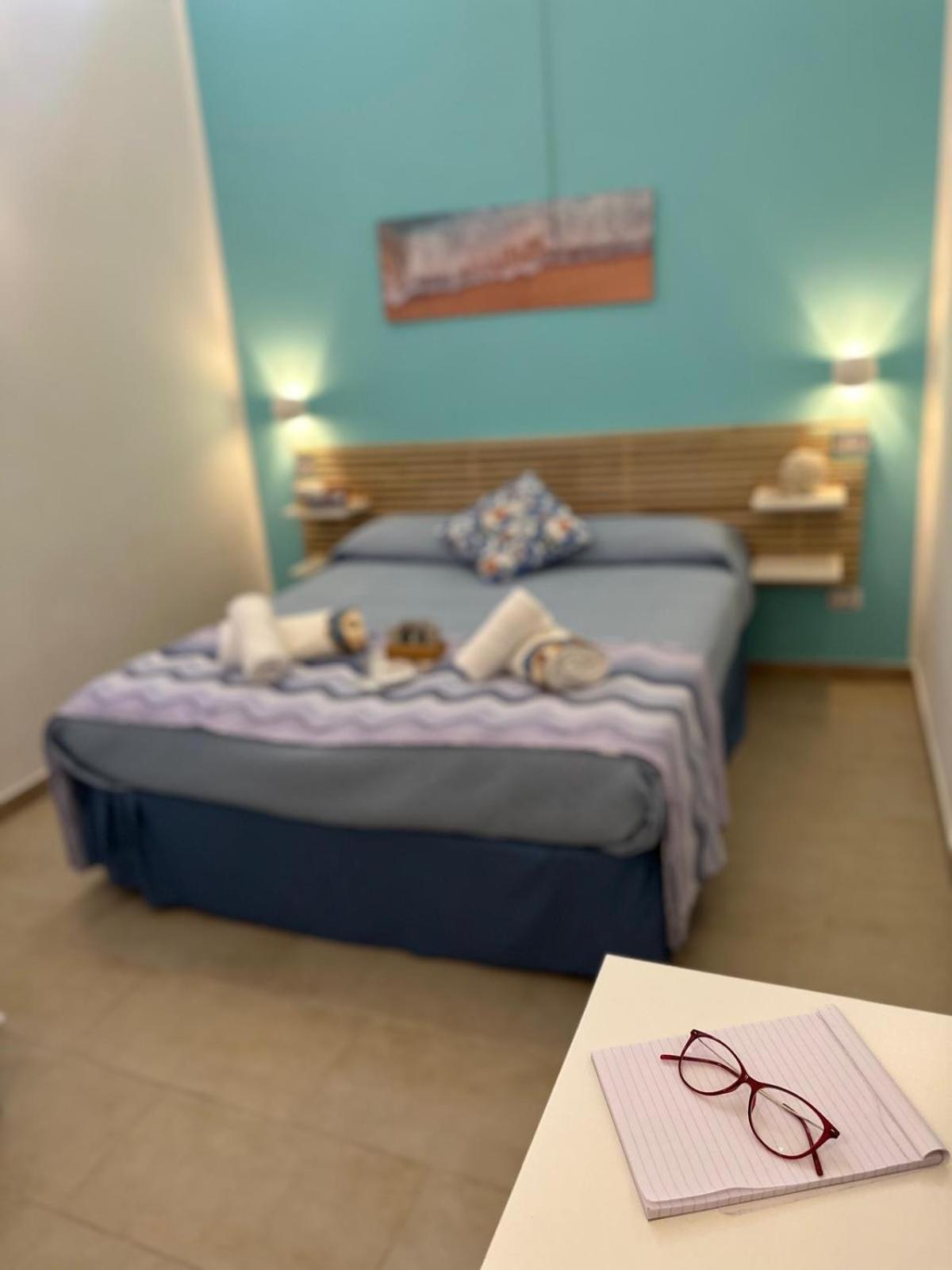 Madre Terra Apartment & Rooms Terrasini Luaran gambar