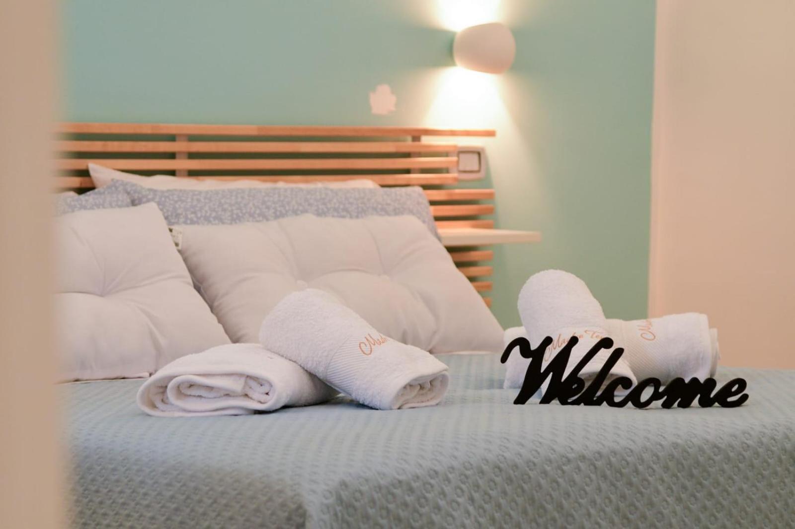Madre Terra Apartment & Rooms Terrasini Luaran gambar