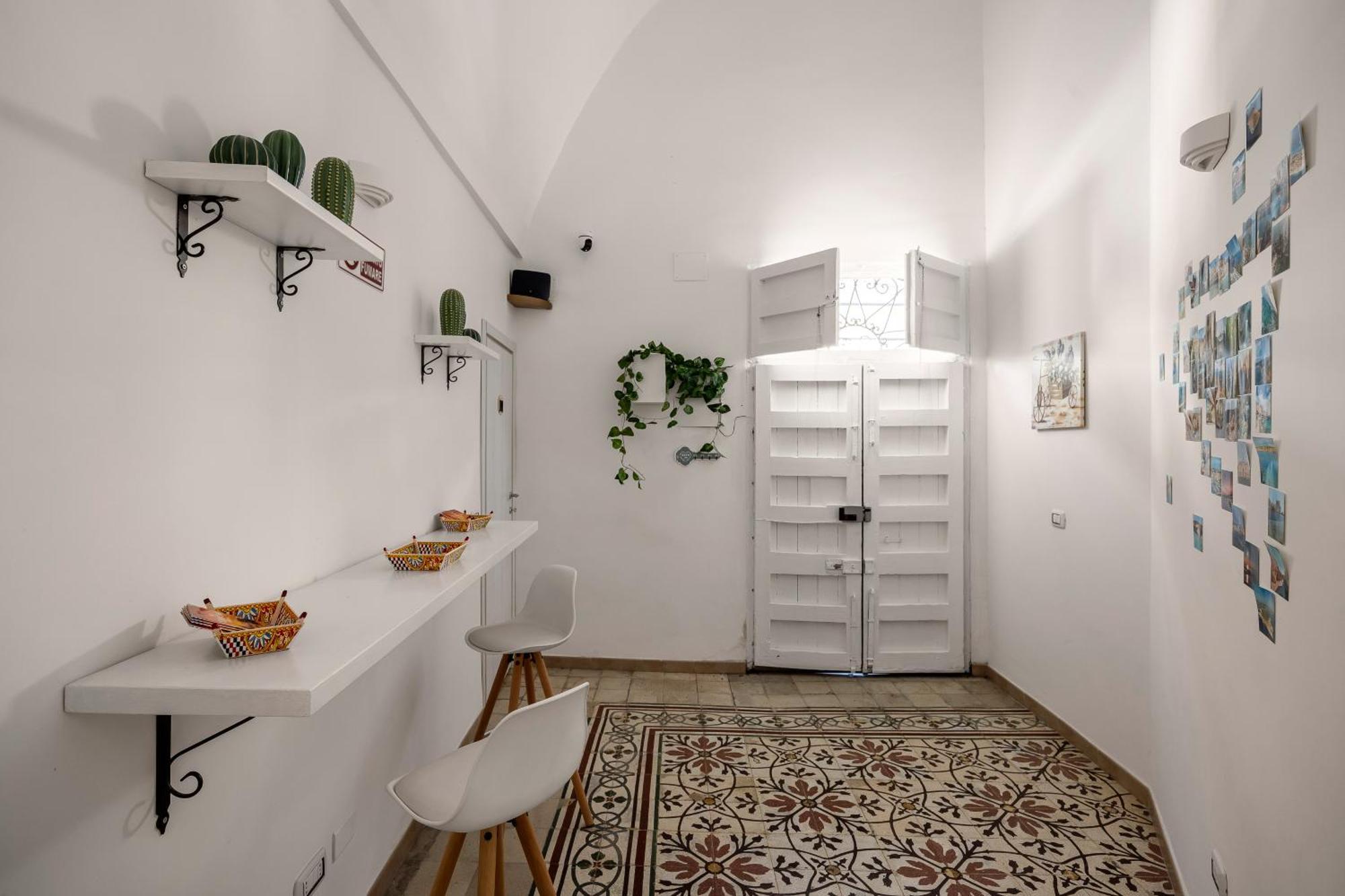 Madre Terra Apartment & Rooms Terrasini Luaran gambar
