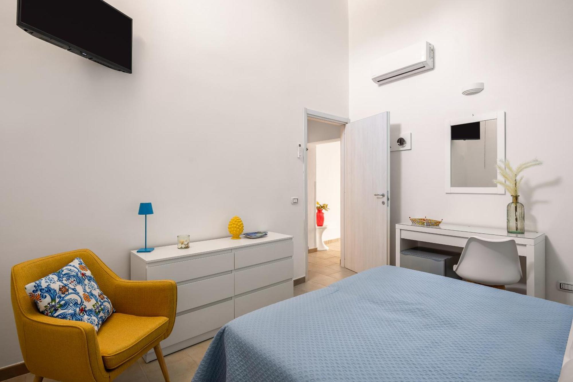 Madre Terra Apartment & Rooms Terrasini Luaran gambar