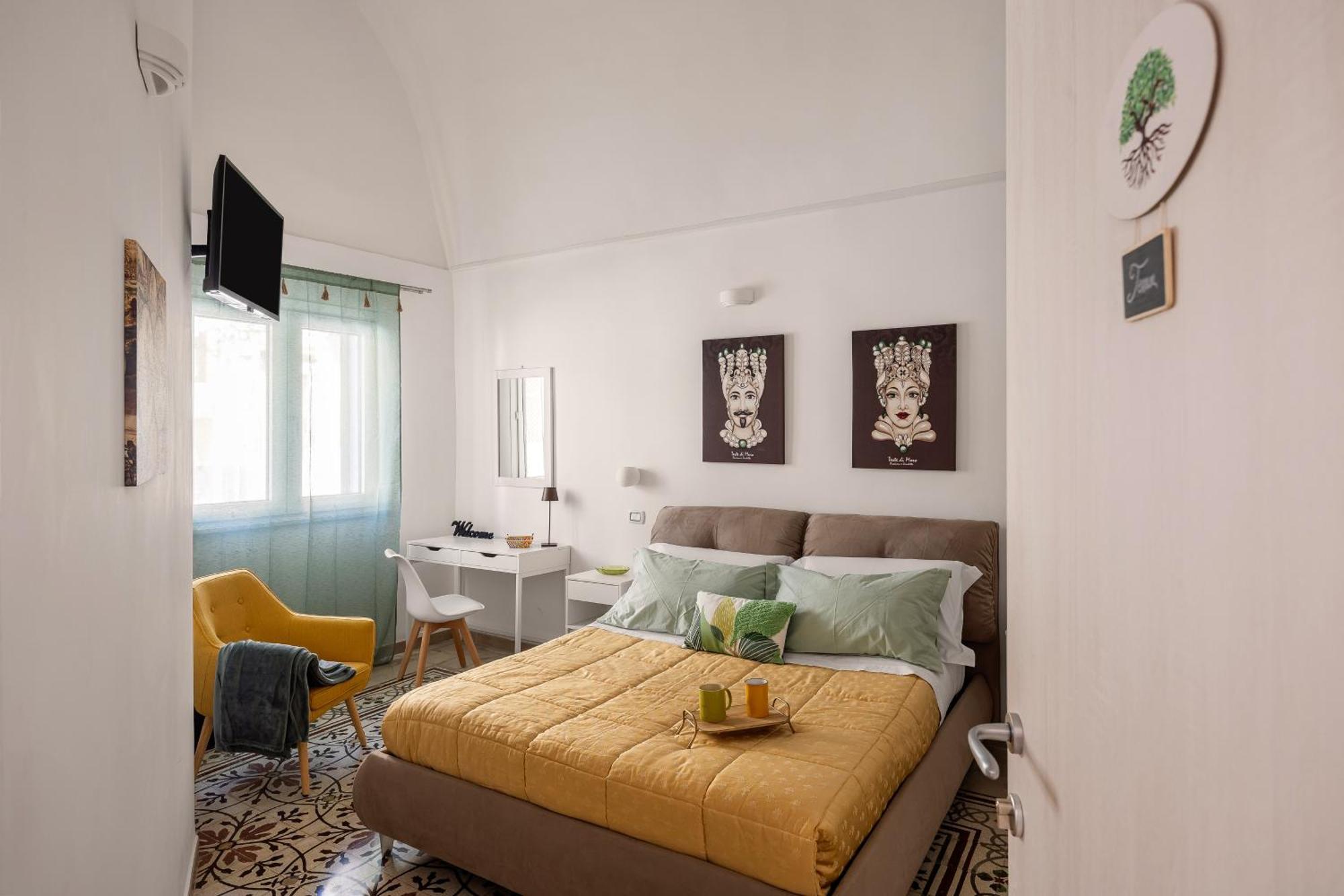 Madre Terra Apartment & Rooms Terrasini Luaran gambar