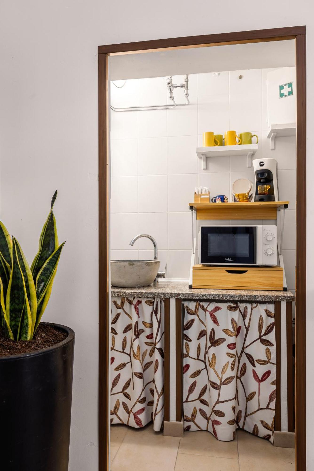 Madre Terra Apartment & Rooms Terrasini Luaran gambar