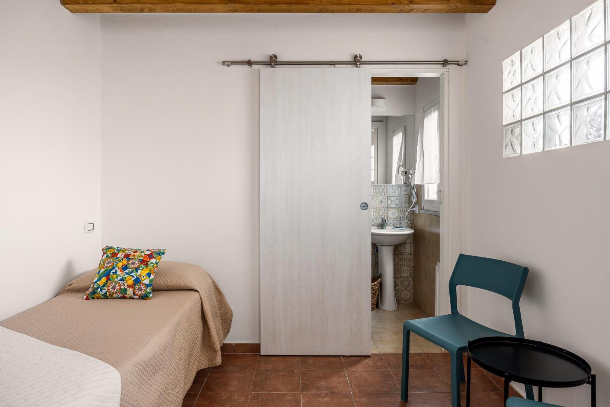 Madre Terra Apartment & Rooms Terrasini Luaran gambar