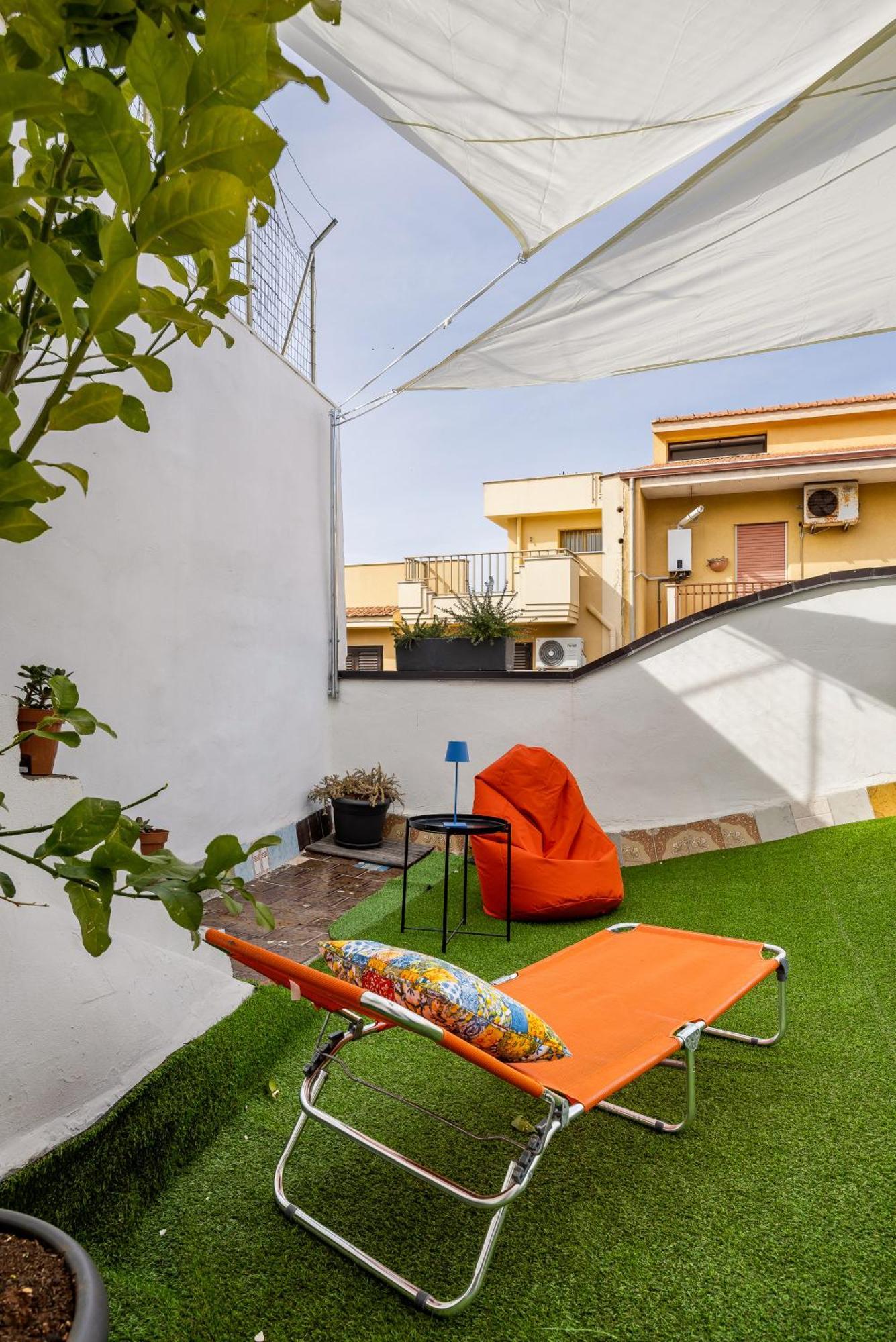 Madre Terra Apartment & Rooms Terrasini Luaran gambar