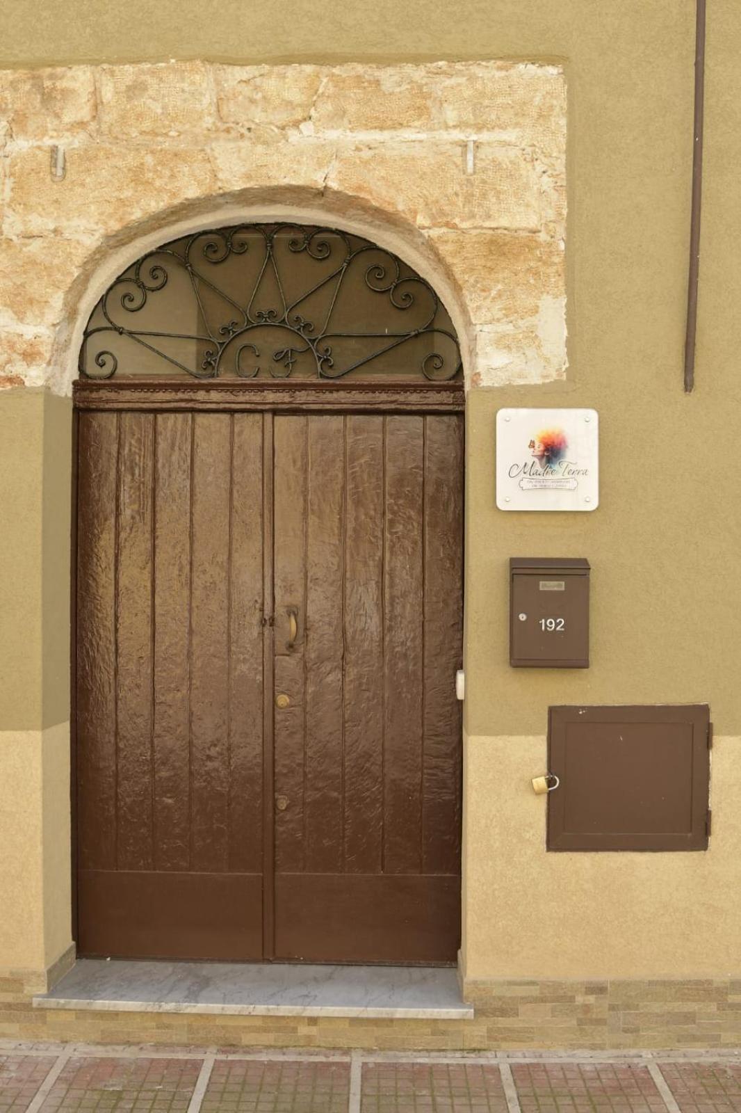 Madre Terra Apartment & Rooms Terrasini Luaran gambar