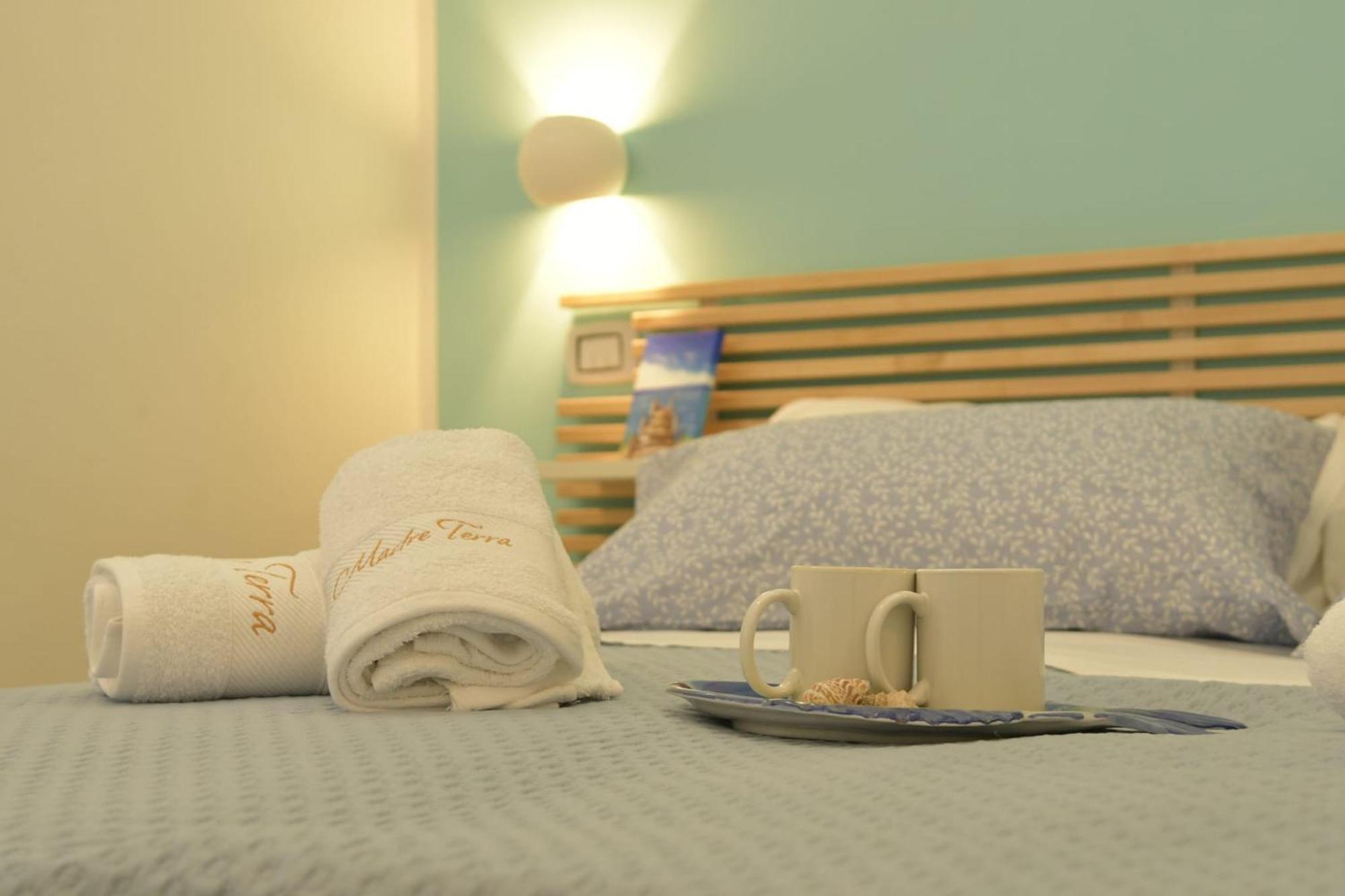 Madre Terra Apartment & Rooms Terrasini Luaran gambar